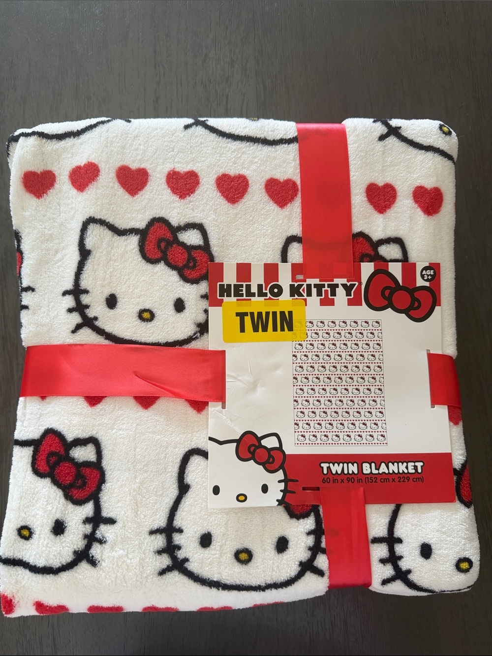 Hello Kitty Red and White Valentines Twin Throw Blanket